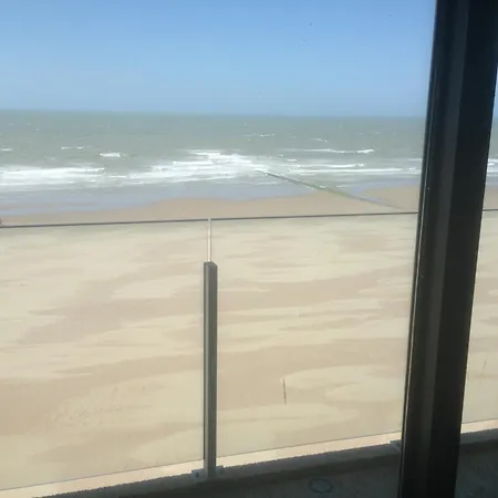 With Sea View Apartment *