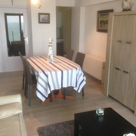 With Sea View Apartment Middelkerke