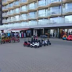 Westende With Sea View Apartamento *